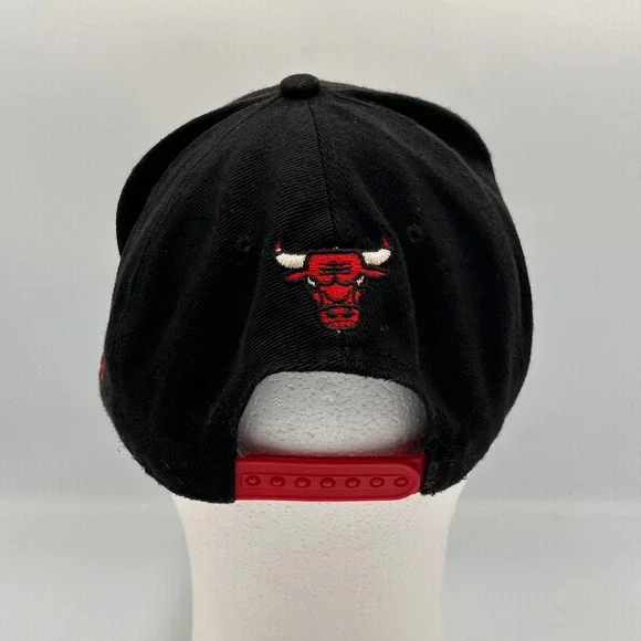 New Era Chicago Bulls Hardwood Classics USA Map Logo Hat Black Red Snapback VTG - Picture 3 of 8